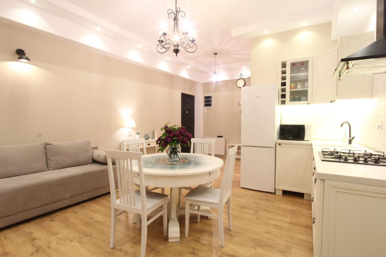 New Apartment In Old Tbilisi Luaran gambar