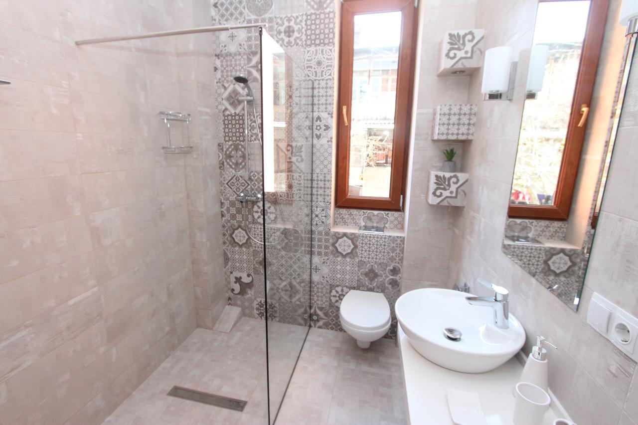 New Apartment In Old Tbilisi Luaran gambar