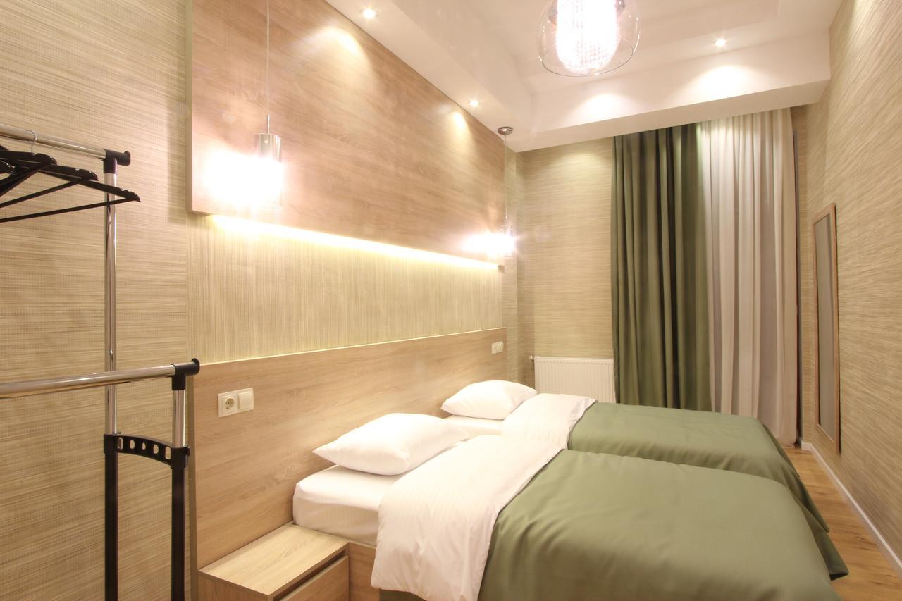New Apartment In Old Tbilisi Luaran gambar